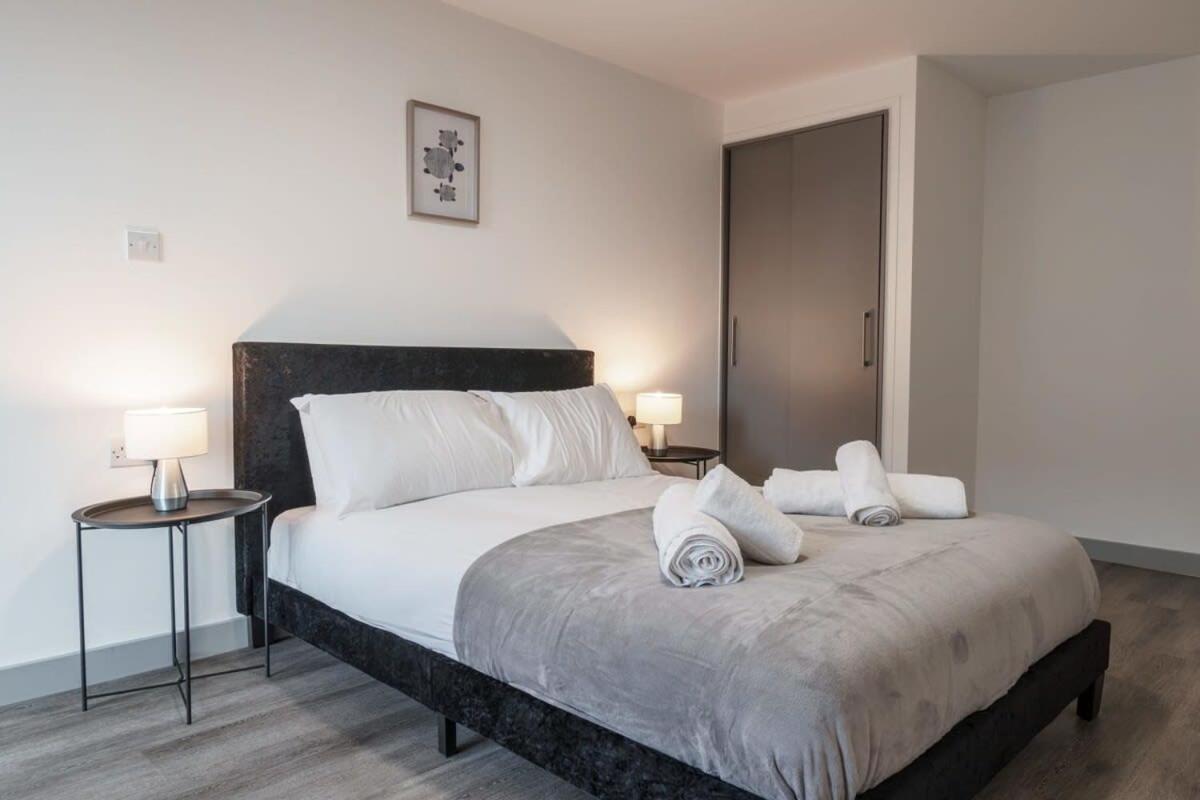 Modern 1 Bed Apartment In Liverpool Centre Bagian luar foto