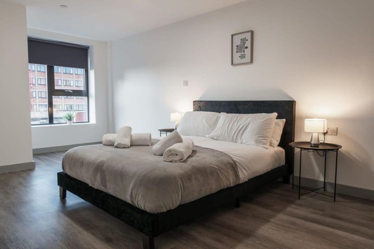 Modern 1 Bed Apartment In Liverpool Centre Bagian luar foto
